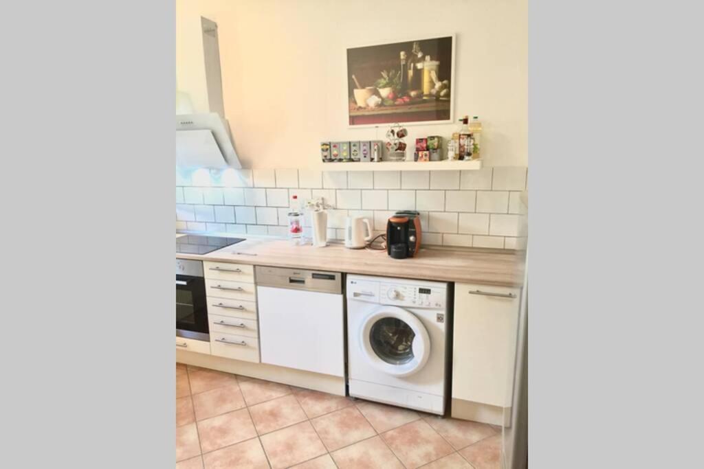 Apartment 120 Qm -3 Schlafzimmer-2 Baeder- Fuer 7 Gaeste Дюссельдорф Екстер'єр фото